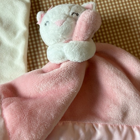 Bundle of 2 baby girl security blankets Jellycat unicorn Carter’s cat. - Picture 2 of 15